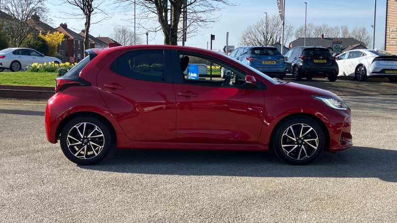 Toyota Yaris 1.5 Hybrid Design 5dr CVT Hybrid Hatchback